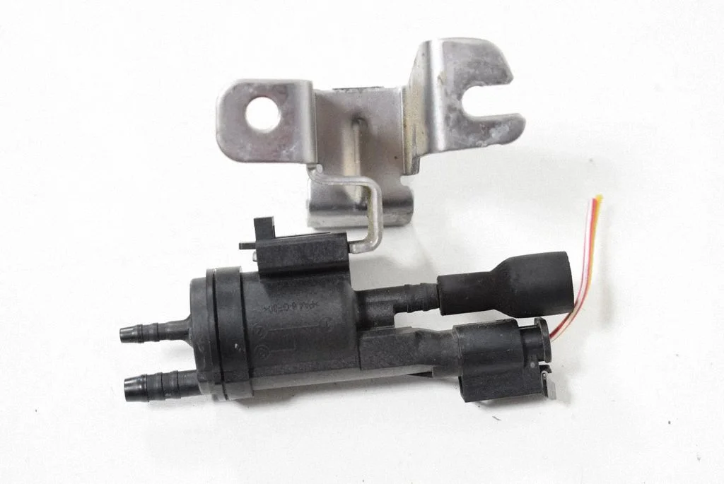 Turbo solenoid valve – Mercedes-Benz C-Class W205 (2014-2021)