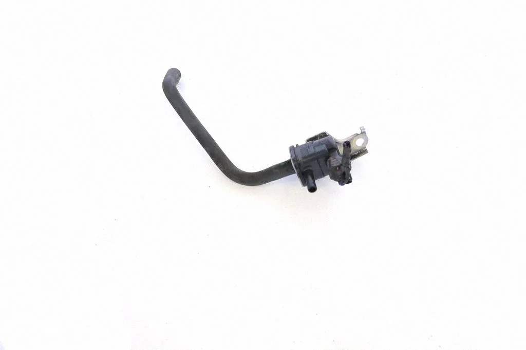 Turbo solenoid valve – Toyota Prius (XW30) (2009-2015)