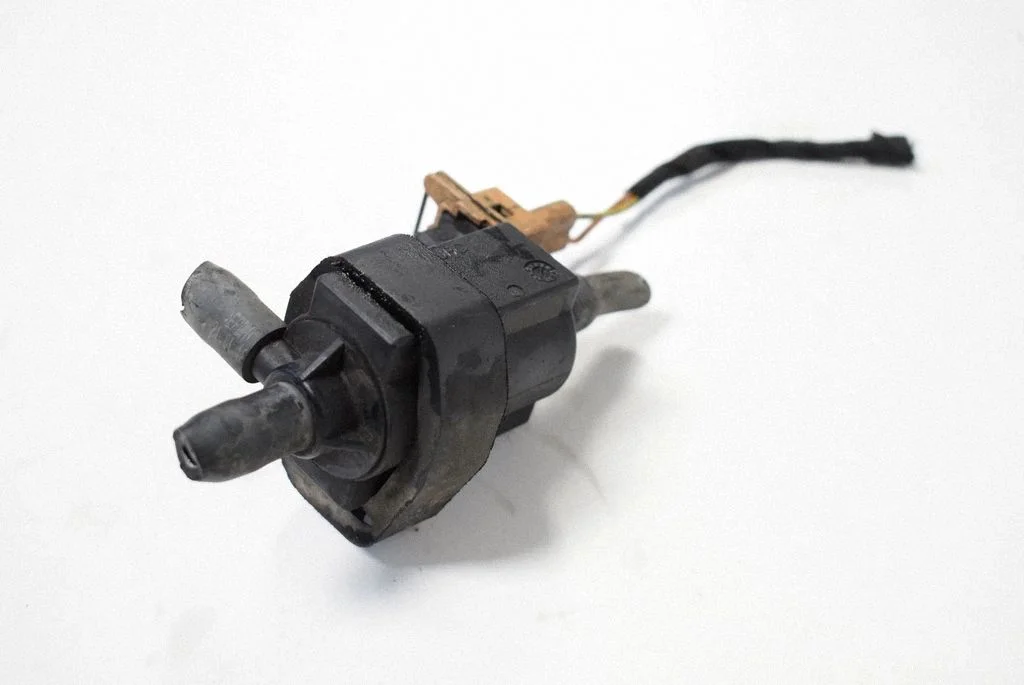 Turbo solenoid valve – Land Rover Discovery 4 - LR4 (2010-2016)