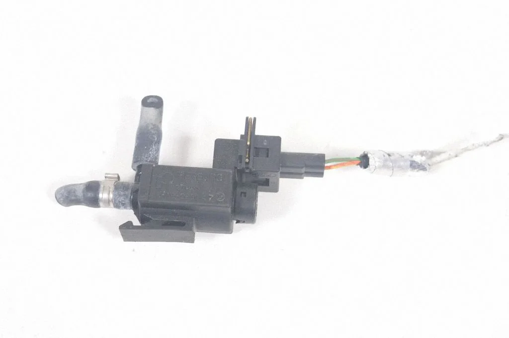 Zawór elektromagnetyczny turbo 70435600
