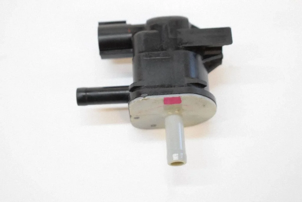 Turbo solenoid valve – Lexus GS 300 350 430 450H (2005-2012)