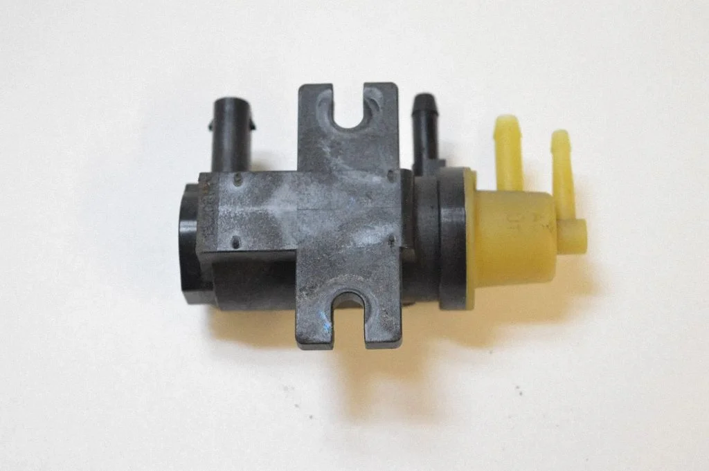 Turbo solenoīda vārsts – Mercedes-Benz CLK klase C207 A207 (2010-2017)