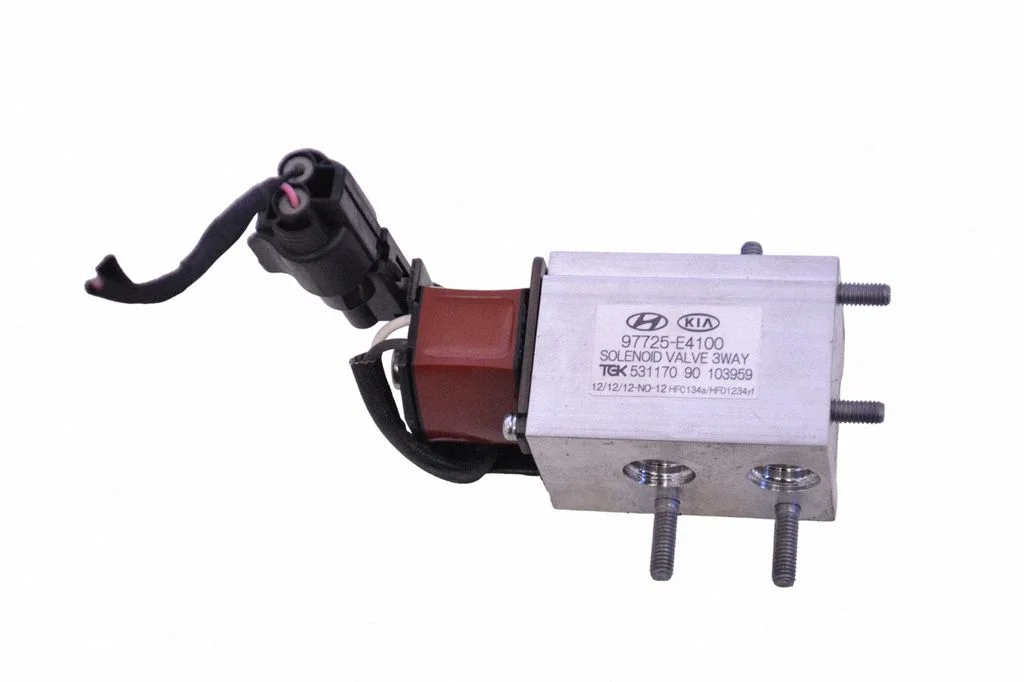 Turbo solenoīda vārsts 97725E4100