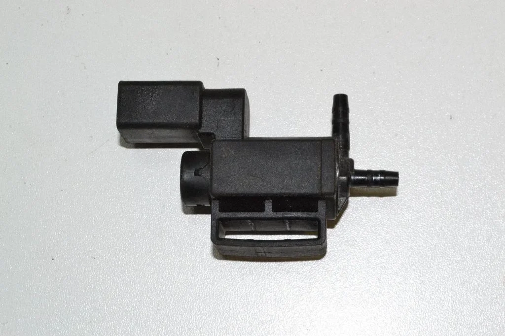 Turbo solenoīda vārsts – Audi A7 S7 4G (2011-2017)