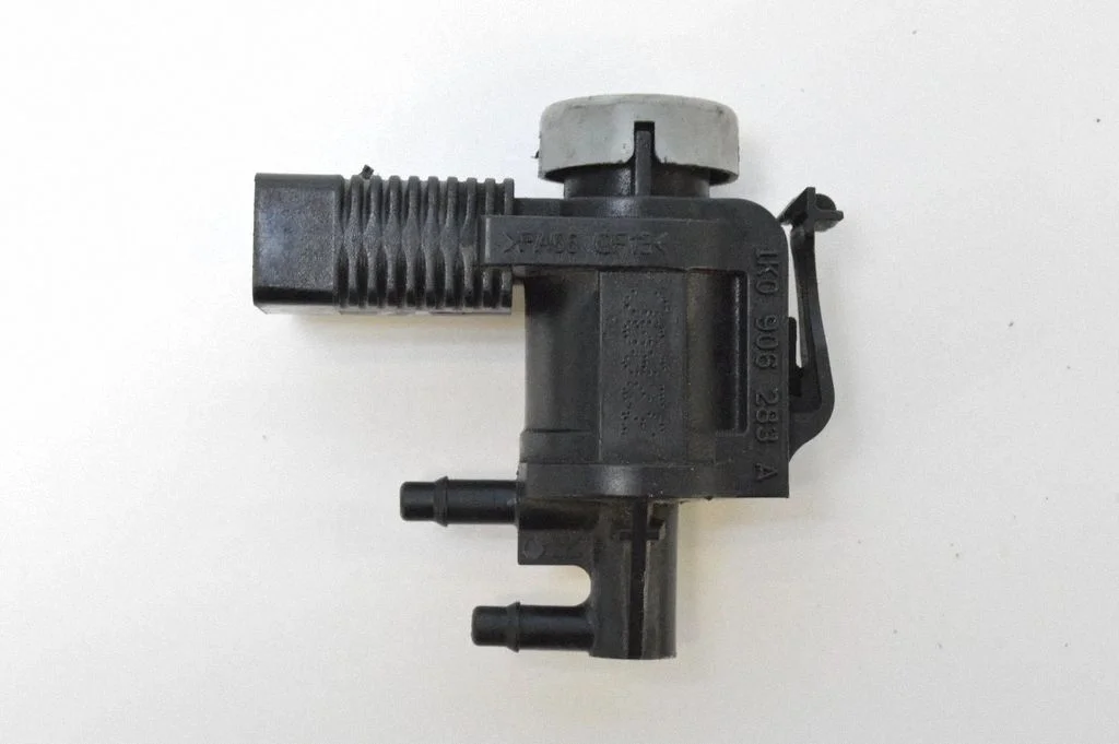 Solenoidklapp – Audi A4 Allroad B8 (2008-2016)