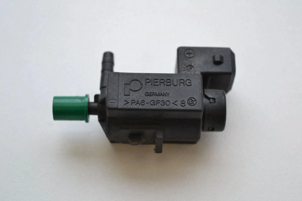 Turbo solenoid valve – BMW 7 Series E65 E66 (2001-2008)