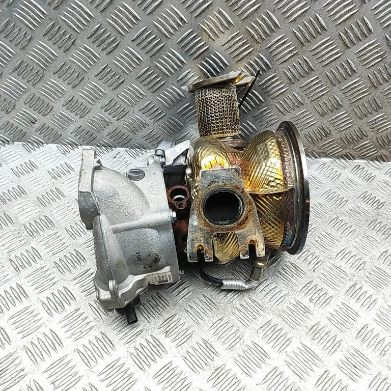 Turbosprężarka 06M145689AC
