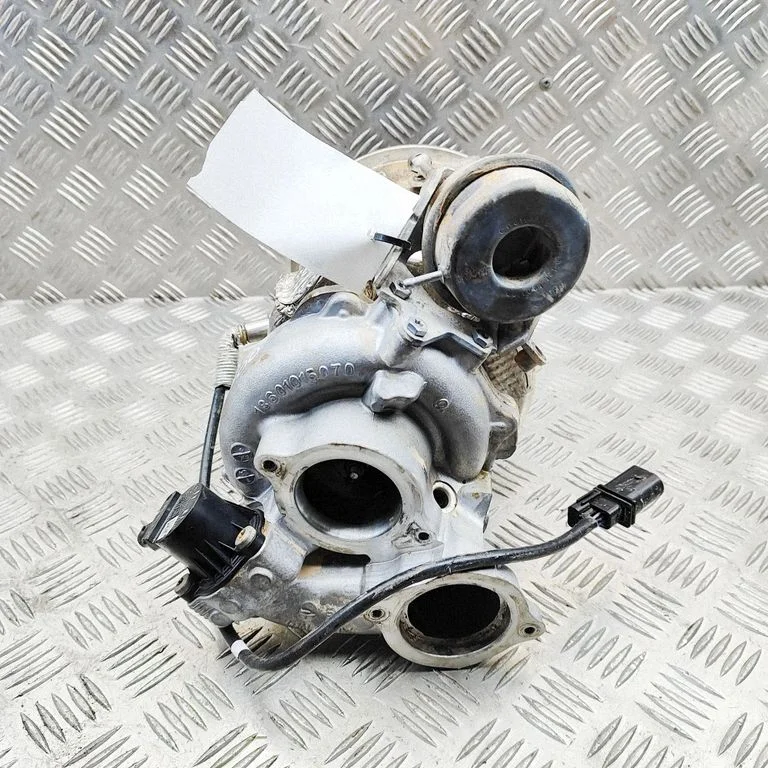 Turbosprężarka 06M145689AC