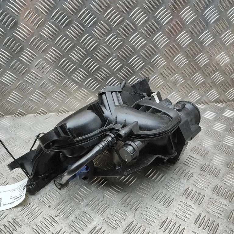 Ieplūdes kolektors – BMW 1. sērija F20 F21 (2011-2019)