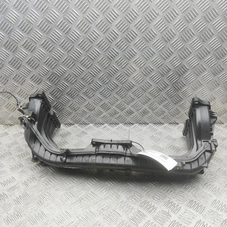 Intake manifold 14001AC170