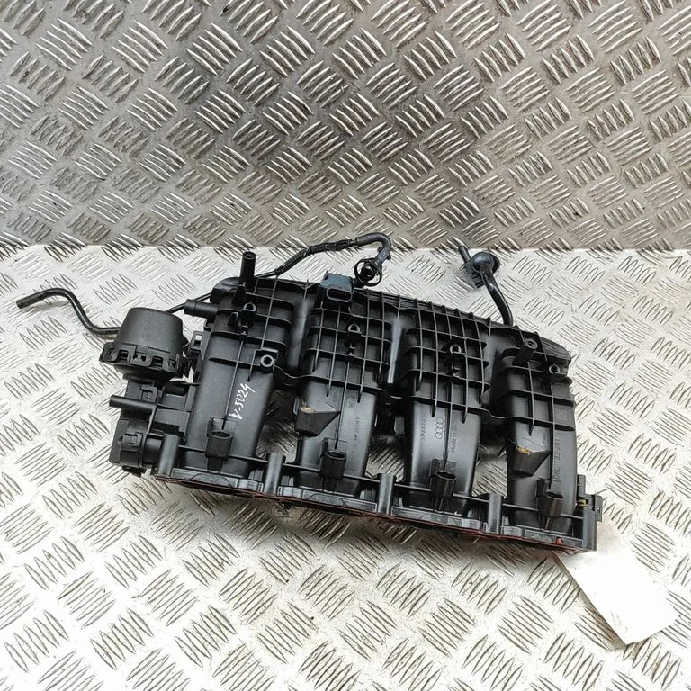 Ieplūdes kolektors 06L133201AH