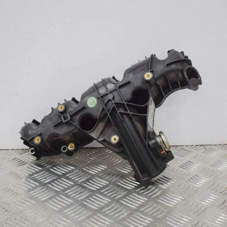 Intake manifold – Audi Q5 SQ5 8R (2008-2017)