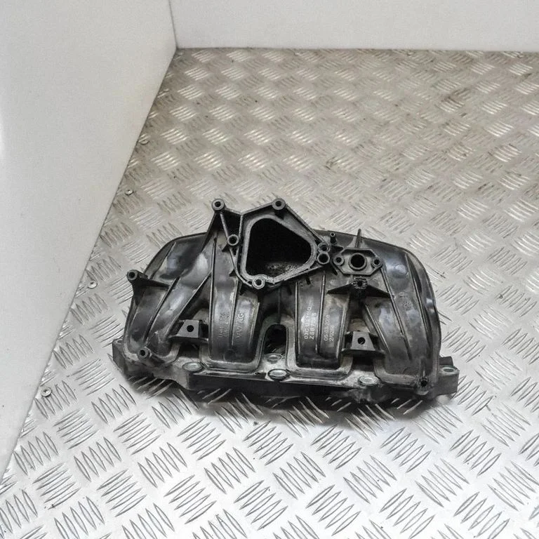 Intake manifold 03C129711Q