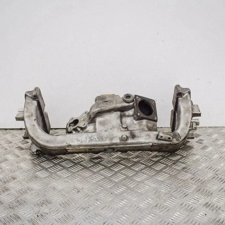 Sisselaskekollektor – Subaru Legacy (2007-2009)