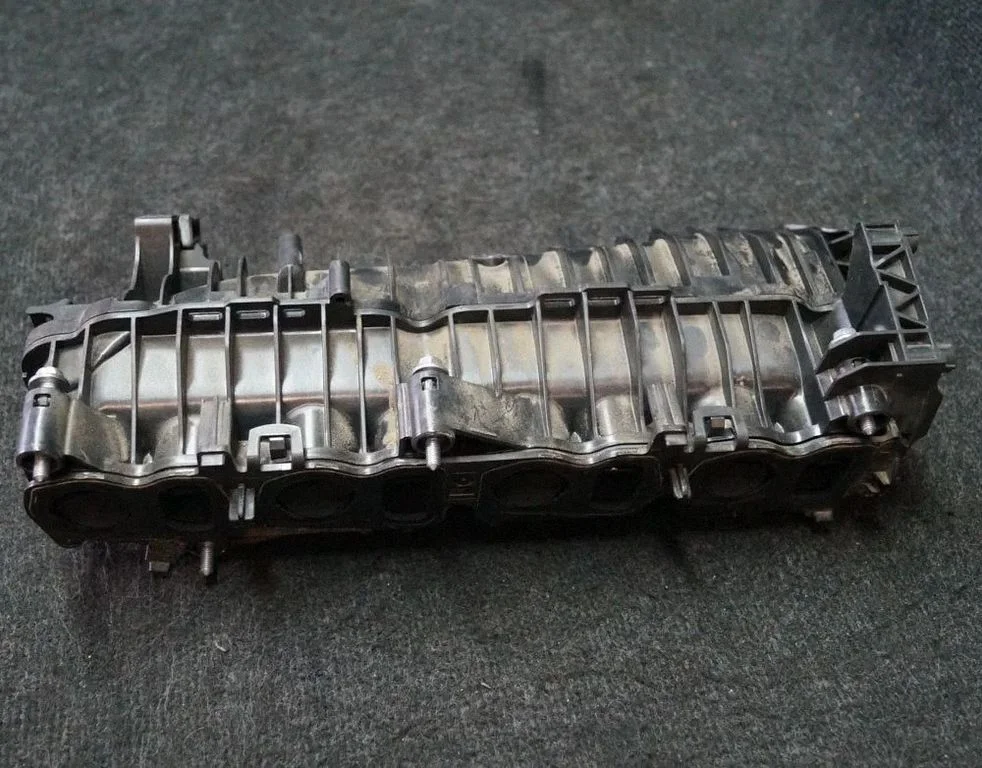Ieplūdes kolektors – BMW 3. sērija E90 E91 (2005-2012)