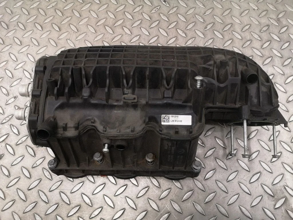 Intake manifold 7634226 – BMW i8 (2014-)