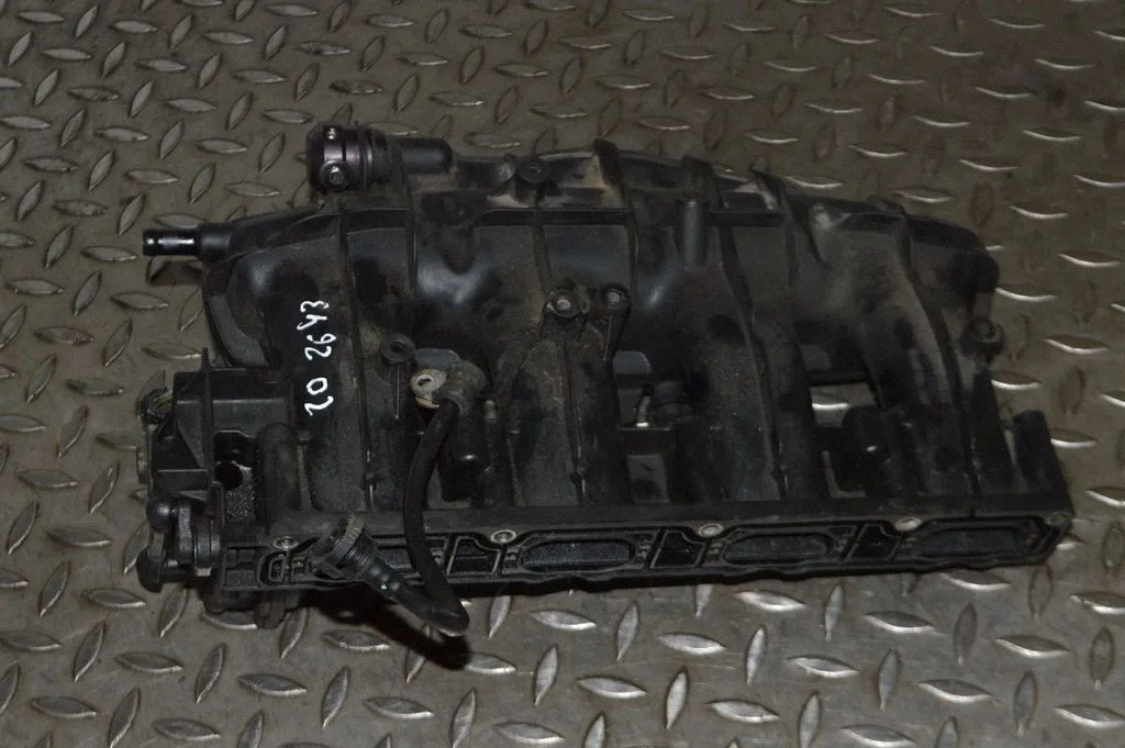 Sisselaskekollektor – Audi TT TTS Mk2 (2006-2014)