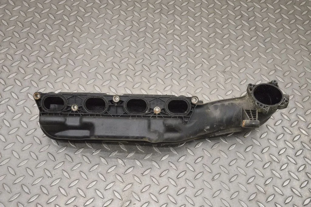 Intake manifold – BMW 7 Series F01 F02 F03 F04 (2008-2016)