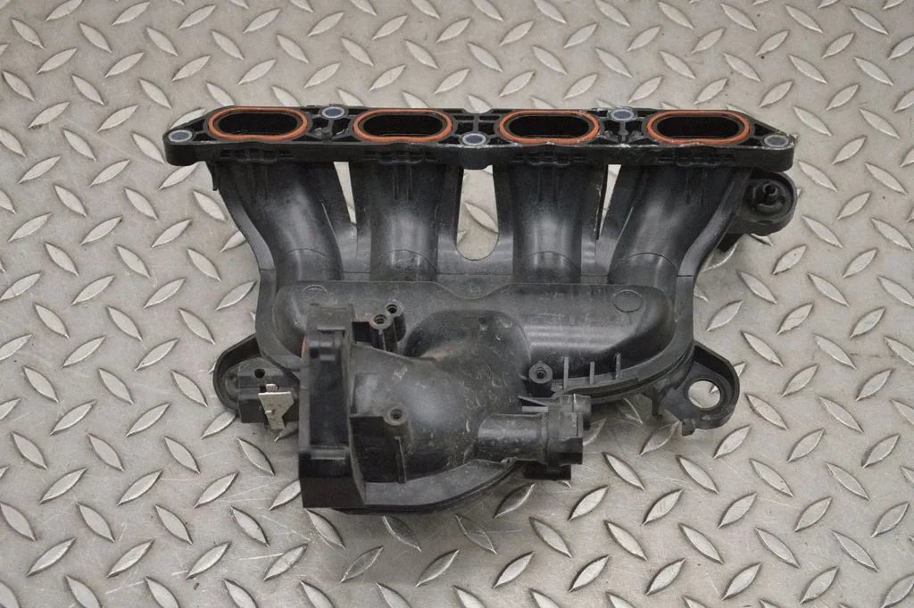 Sisselaskekollektor – BMW 1-seeria F20 F21 (2011-2019)