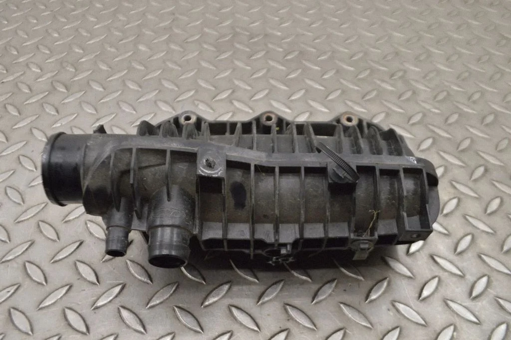 Intake manifold – Ford Fiesta ST (2013-2017)