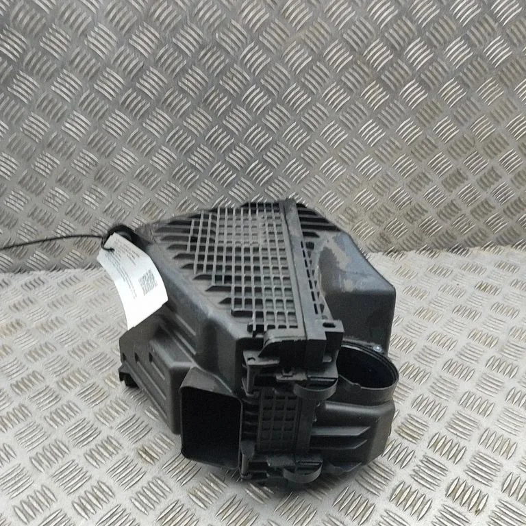 Gaisa filtra korpuss 281102W300