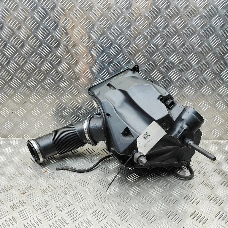 Air filter box 059129629C