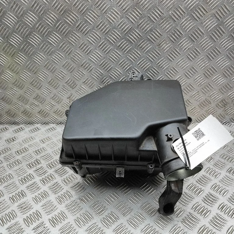 Air filter box 31338653