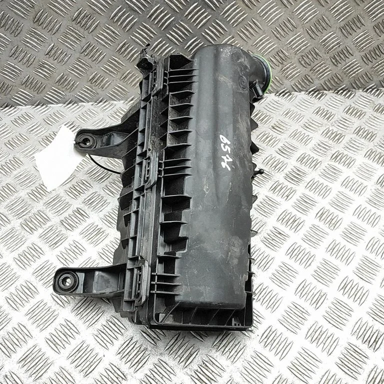Air filter box 9845151280