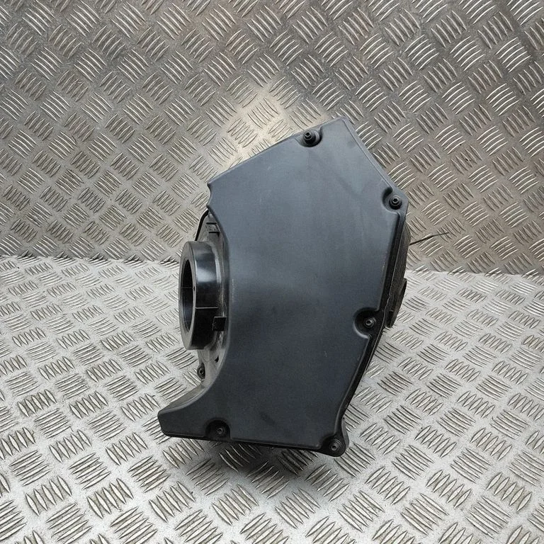 Gaisa filtra korpuss 8W0133835P
