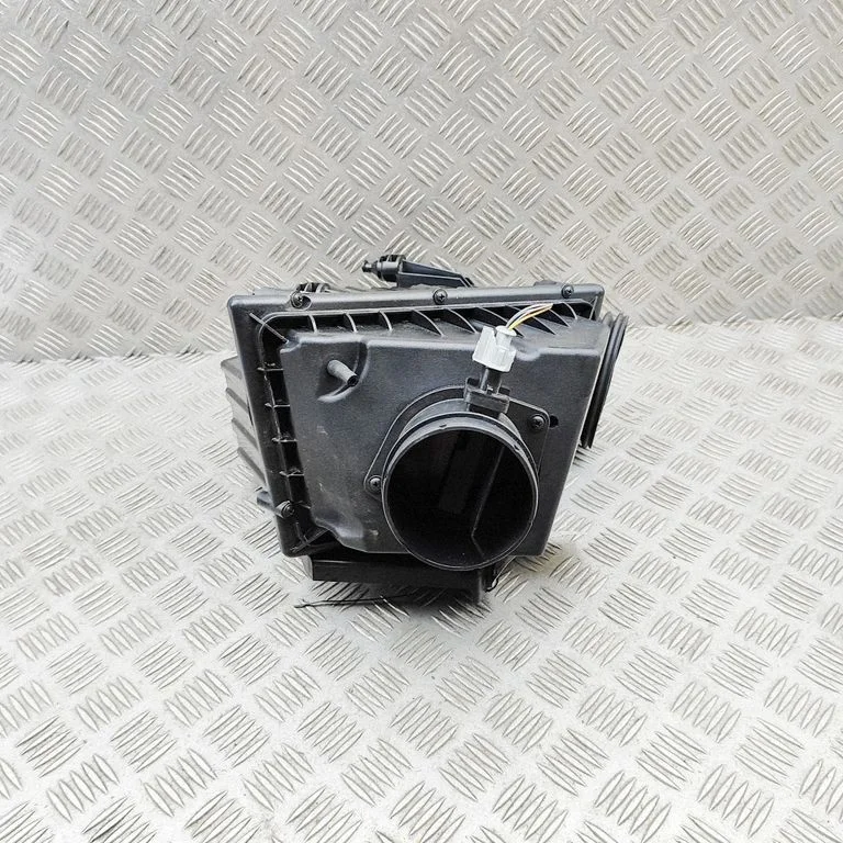 Obudowa filtra powietrza G4D312B579AA