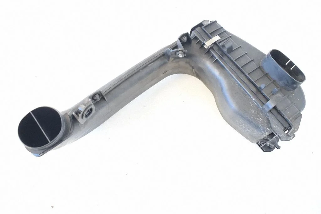 Õhufiltri korpus – BMW 3-seeria F30 F35 F31 (2012-2018)