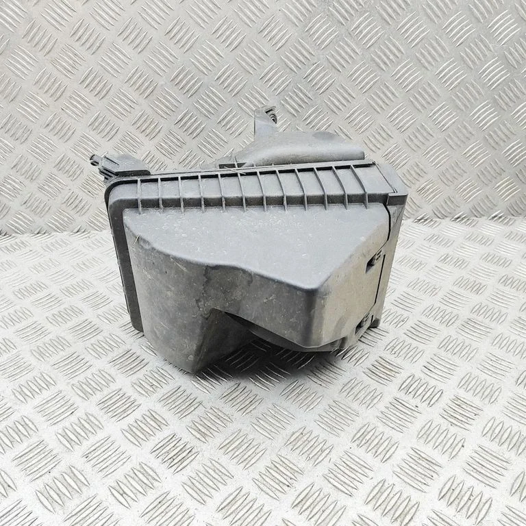 Gaisa filtra korpuss 28100D4710