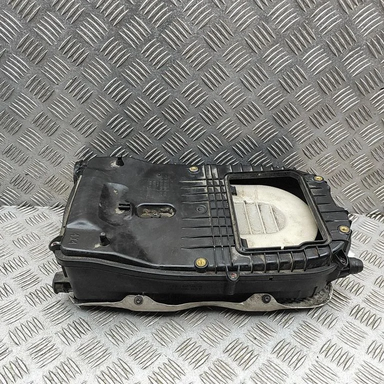 Õhufiltri korpus A6510901401