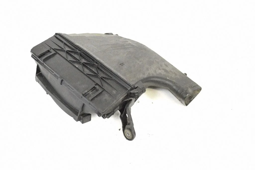 Air filter box – Mercedes-Benz GLS-Class X166 (2015-2019)