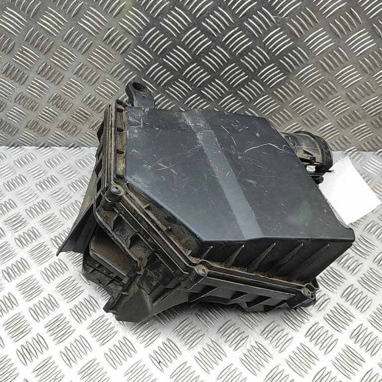 Air filter box – Volvo S90, V90 (2016-)