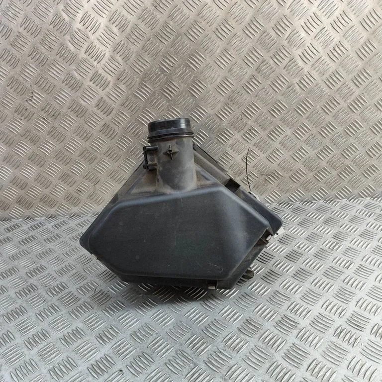 Air filter box – BMW 3 Series F30 F35 F31 (2012-2018)