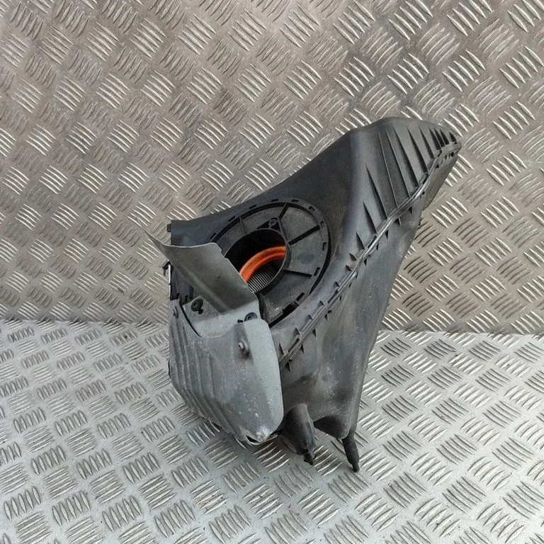 Air filter box 70562405
