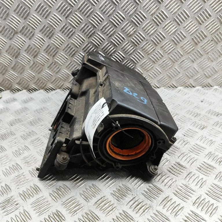 Air filter box – Mercedes-Benz CLK-Class A209 C209 (2002-2009)