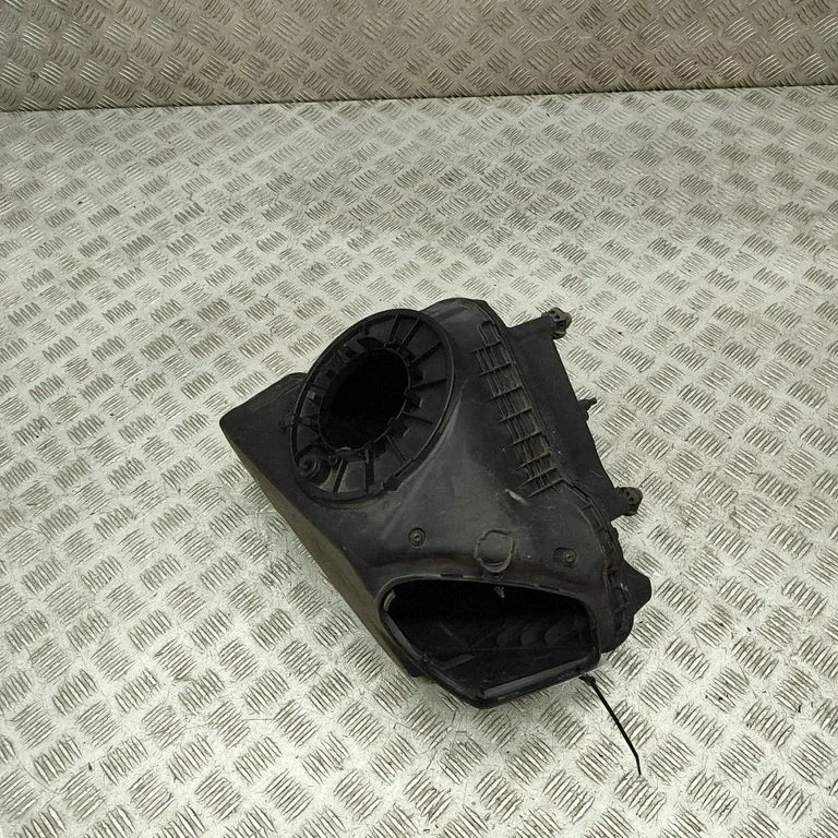 Air filter box 4G0133843