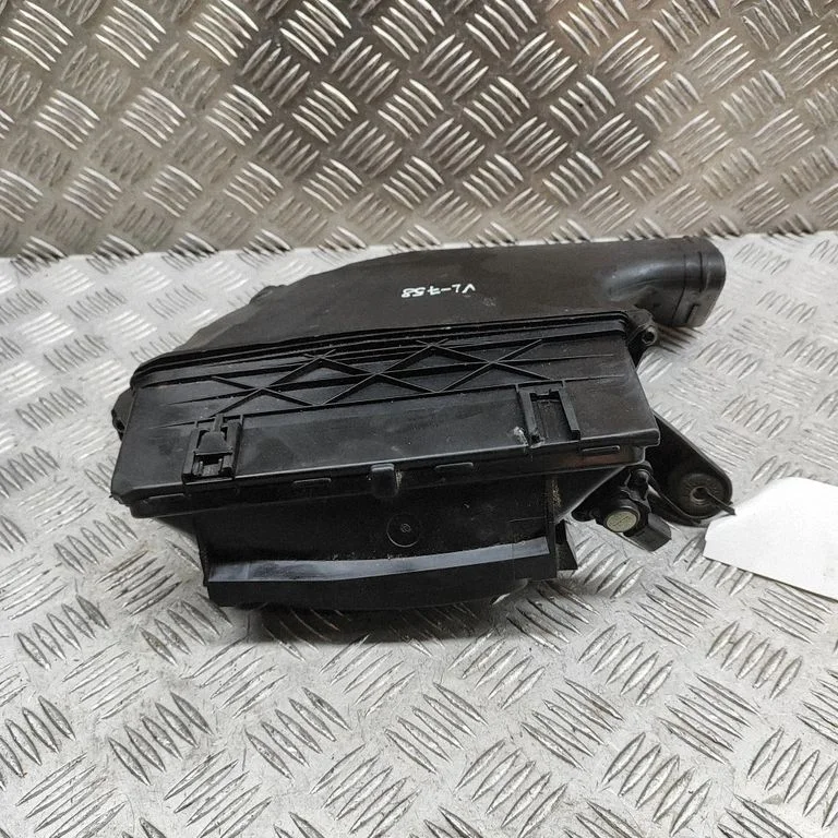 Air filter box – Mercedes-Benz E-Class W213 (2016-)
