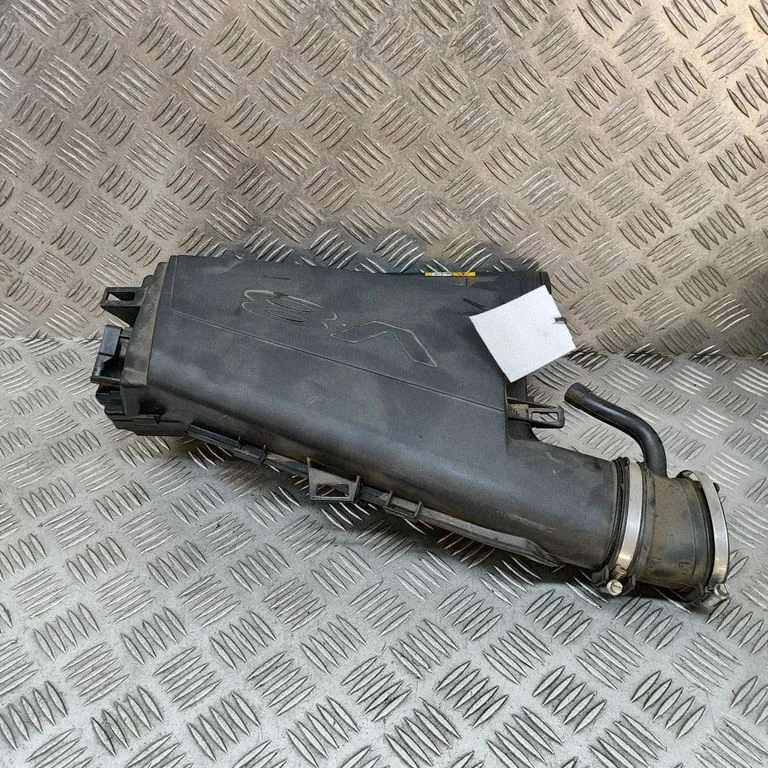 Air filter box A2780940004