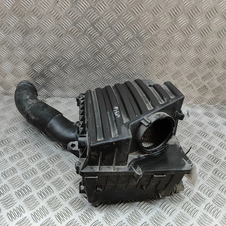 Air filter box – Volkswagen Amarok (2010-2020)