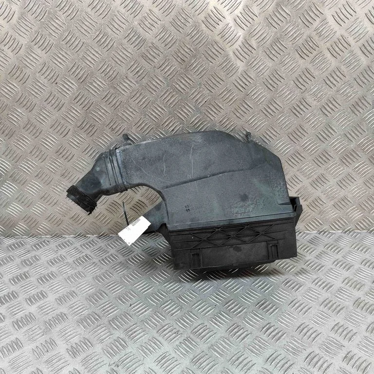 Õhufiltri korpus A6420942404