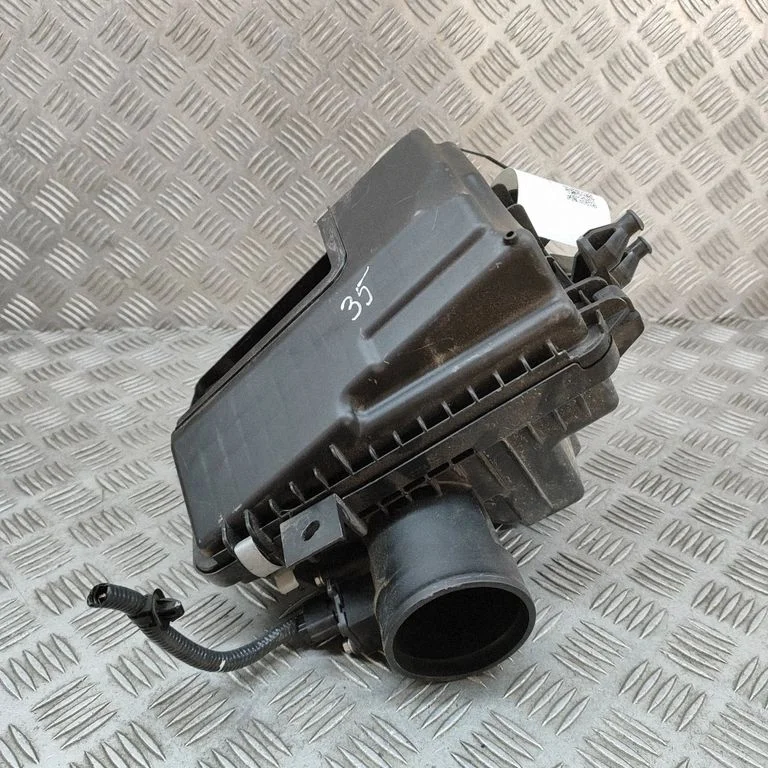 Obudowa filtra powietrza 165004EB0A