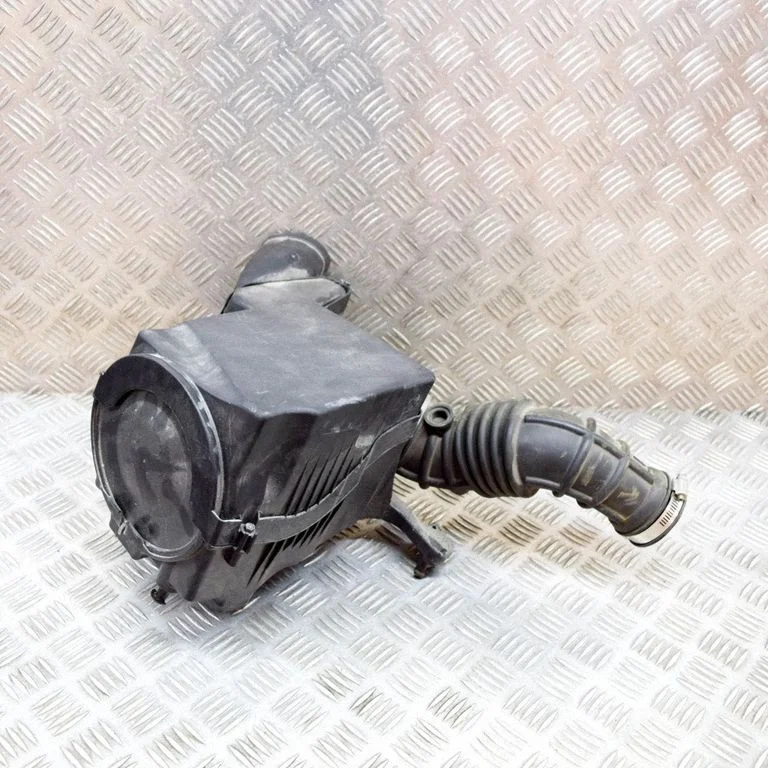 Obudowa filtra powietrza CV619600DC