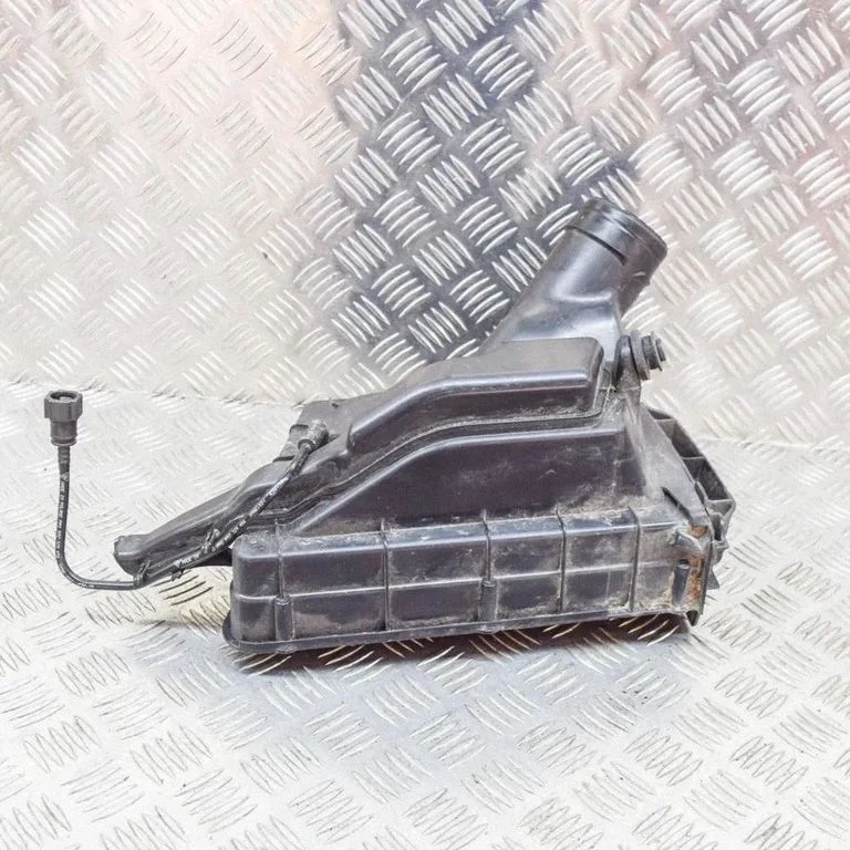 Air filter box