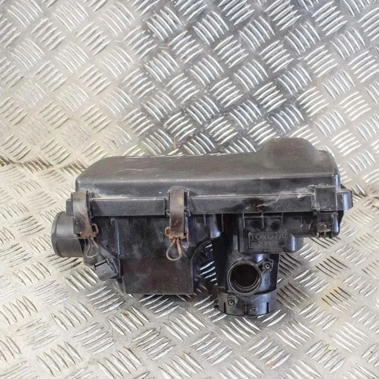 Air filter box – Toyota Prius (XW20) (2003-2009)