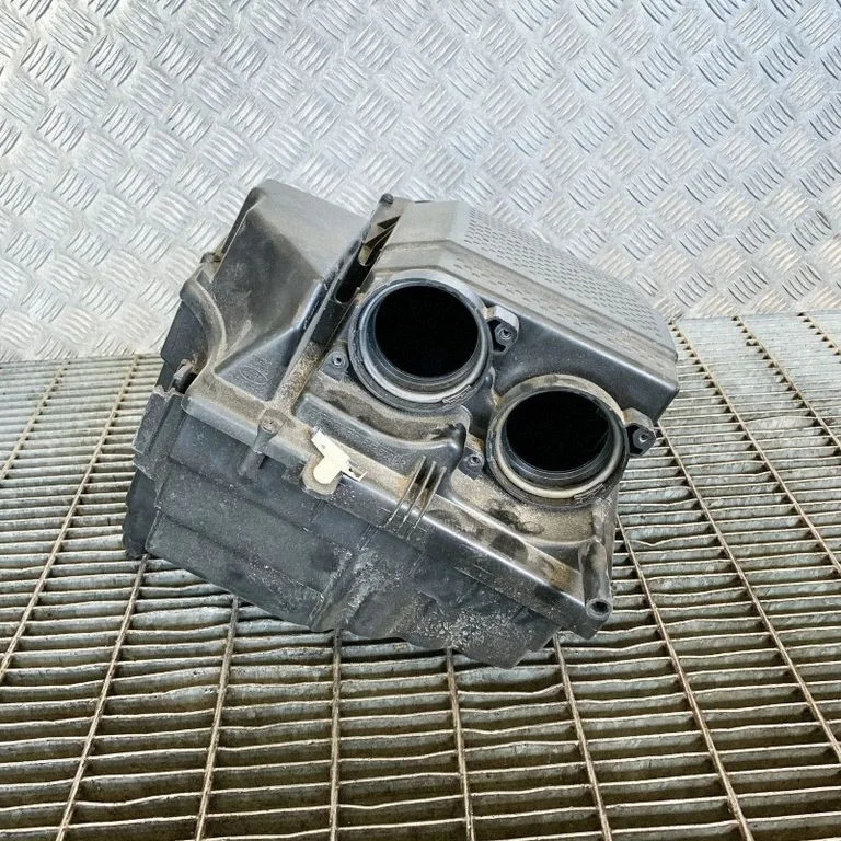 Air filter box – Land Rover Discovery Sport (2014-)