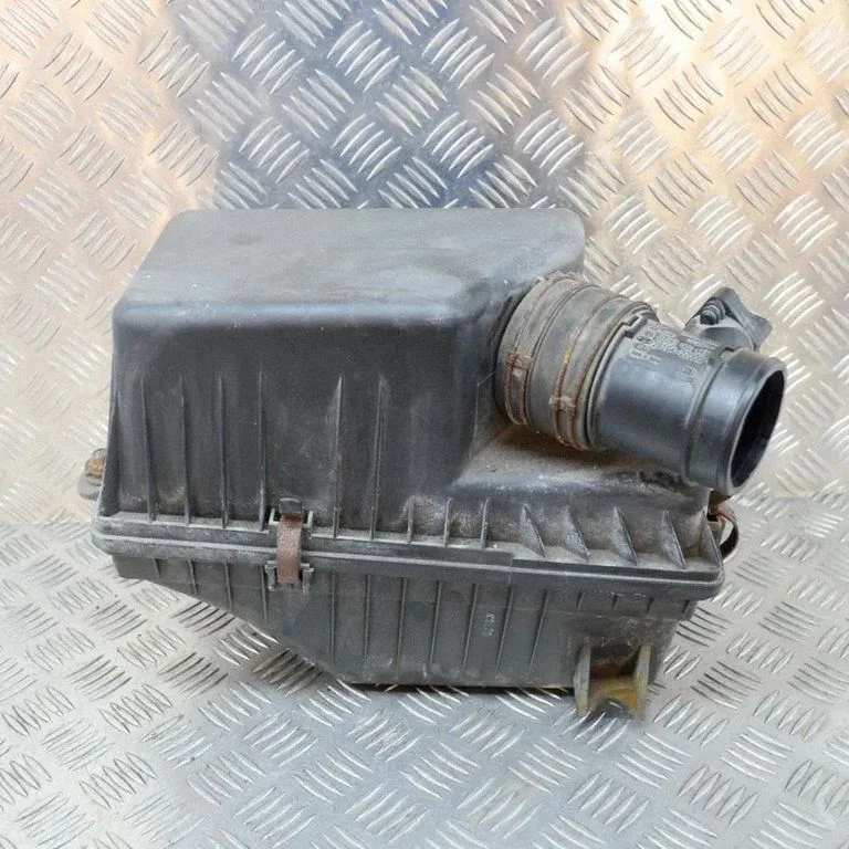 Obudowa filtra powietrza – KIA Carens I (1999-2006)