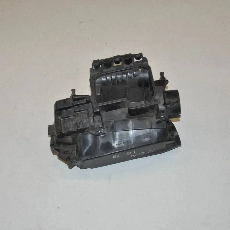 Gaisa filtra korpuss – Mercedes-Benz C klase AMG W204 (2007-2014)